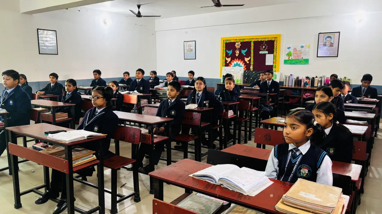 Students learning together